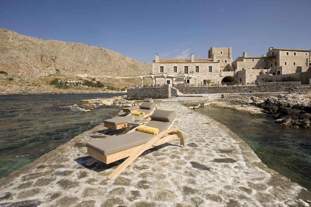 Kyrimai Hotel Gerolimenas Exterior photo